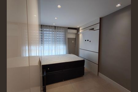Apartamento para alugar com 70m², 2 quartos e 1 vagaSuite quarto 