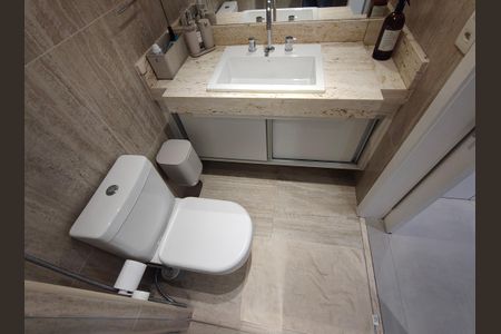 Apartamento para alugar com 70m², 2 quartos e 1 vagaBanheiro suite 