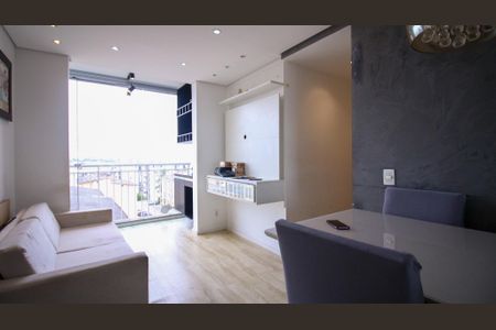 Sala de apartamento à venda com 2 quartos, 45m² em Jardim Guairaca, São Paulo