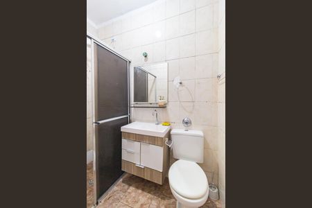 Banheiro de casa para alugar com 2 quartos, 54m² em Vila Regente Feijó, São Paulo