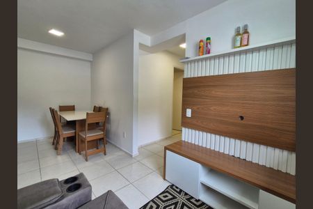 Sala  de apartamento à venda com 2 quartos, 55m² em Barra da Tijuca, Rio de Janeiro