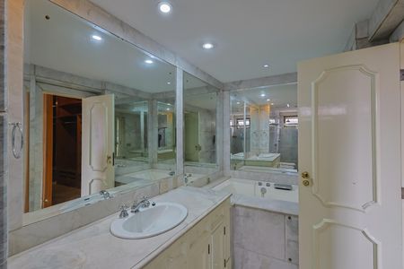 Apartamento à venda com 500m², 3 quartos e 4 vagas Apartamento à venda com 500m², 3 quartos e 4 vagasSuíte 3