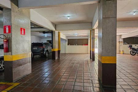 Apartamento à venda com 500m², 3 quartos e 4 vagas Apartamento à venda com 500m², 3 quartos e 4 vagasGaragem