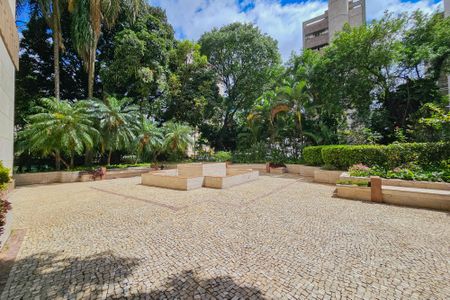 Apartamento à venda com 500m², 3 quartos e 4 vagas Apartamento à venda com 500m², 3 quartos e 4 vagasÁrea comum