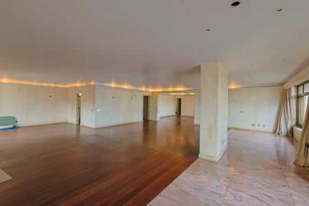 Apartamento à venda com 500m², 3 quartos e 4 vagas Apartamento à venda com 500m², 3 quartos e 4 vagasSala