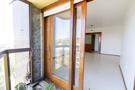 Sacada de apartamento para alugar com 3 quartos, 127m² em Menino Deus, Porto Alegre