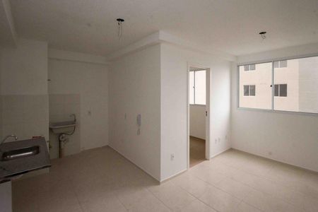 Sala de apartamento para alugar com 2 quartos, 35m² em Jardim Adutora, São Paulo