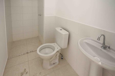 Apartamento para alugar com 35m², 2 quartos e sem vaga Apartamento para alugar com 35m², 2 quartos e sem vagaBanheiro