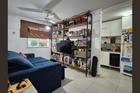 Sala  de apartamento para alugar com 2 quartos, 85m² em Vargem Grande, Rio de Janeiro