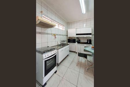 Apartamento para alugar com 73m², 2 quartos e 1 vagaCozinha