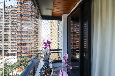 Varanda de apartamento para alugar com 4 quartos, 220m² em Santana, São Paulo