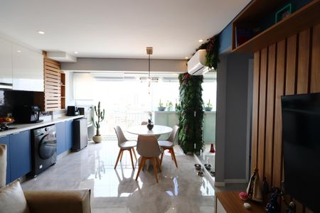 Sala de apartamento à venda com 2 quartos, 49m² em Vila Esperança, São Paulo