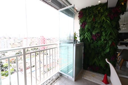 Sacada de apartamento à venda com 2 quartos, 49m² em Vila Esperança, São Paulo