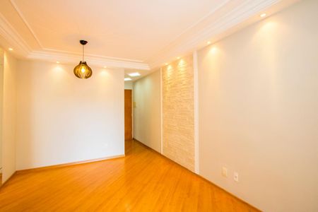 Sala de apartamento para alugar com 3 quartos, 60m² em Jardim Cambui, Santo André