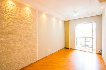 Sala de apartamento para alugar com 3 quartos, 60m² em Jardim Cambui, Santo André