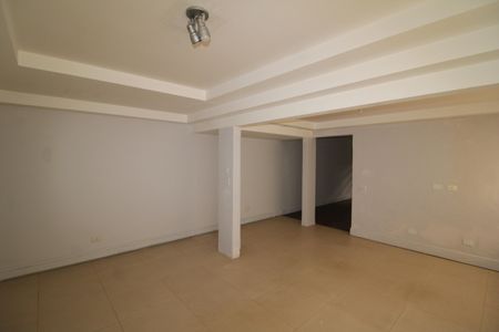 Sala 2 de casa à venda com 3 quartos, 200m² em Parada Inglesa, São Paulo