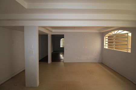 Sala 2 de casa à venda com 3 quartos, 200m² em Parada Inglesa, São Paulo