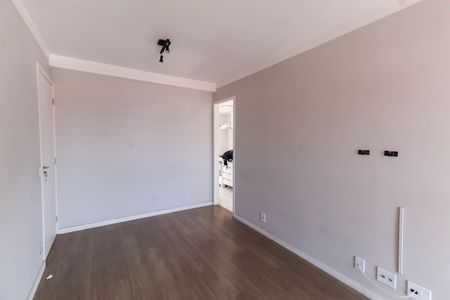 Sala de apartamento para alugar com 2 quartos, 50m² em Vila Bertioga, São Paulo