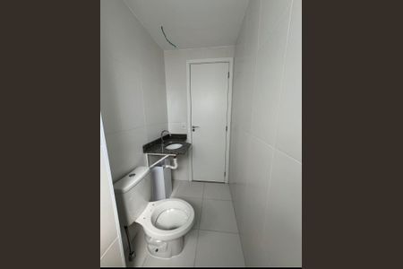 Banheiro de apartamento à venda com 2 quartos, 48m² em Vila Joao Basso, São Bernardo do Campo