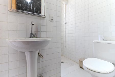 Banheiro de apartamento para alugar com 1 quarto, 47m² em Santa Cecilia, São Paulo