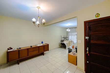Sala de casa para alugar com 2 quartos, 155m² em Jardim Aurelia, São Paulo