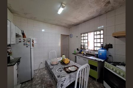 Cozinha de casa à venda com 4 quartos, 300m² em Lauzane Paulista, São Paulo