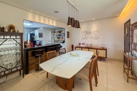 Sala de apartamento à venda com 3 quartos, 110m² em Grajaú, Belo Horizonte