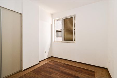 Apartamento à venda com 106m², 3 quartos e 1 vaga Apartamento à venda com 106m², 3 quartos e 1 vagaQuarto 1