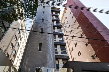 Apartamento à venda com 106m², 3 quartos e 1 vaga Apartamento à venda com 106m², 3 quartos e 1 vagaFachada