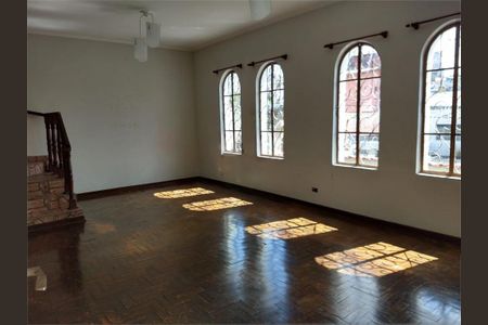 Casa à venda com 3 quartos, 150m² em Jardim Sao Jose (Zona Norte), São Paulo