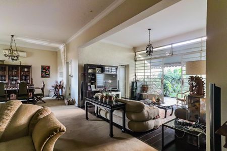 Sala de casa à venda com 4 quartos, 1500m² em Butantã, São Paulo