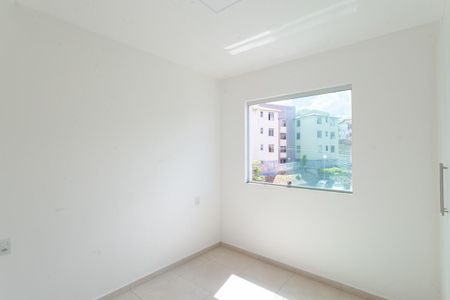 Apartamento à venda com 85m², 3 quartos e 2 vagas Apartamento à venda com 85m², 3 quartos e 2 vagasSuíte