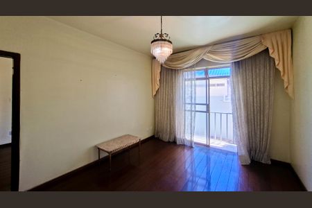 Apartamento à venda com 3 quartos, 98m² em Floresta, Belo Horizonte