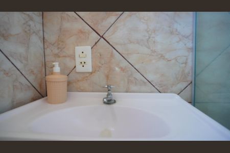 Banheiro  de kitnet/studio à venda com 1 quarto, 35m² em Cidade Baixa, Porto Alegre