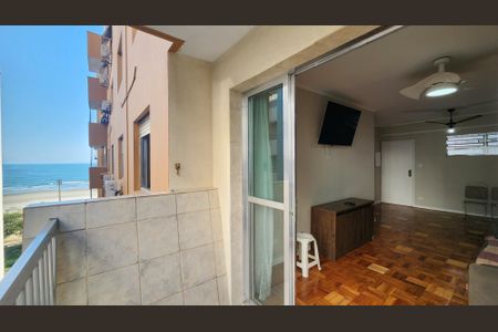Sala de apartamento para alugar com 2 quartos, 181m² em Gonzaga, Santos