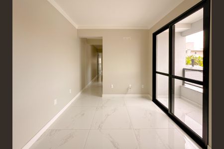 Sala de TV de apartamento para alugar com 2 quartos, 100m² em Flor de Nápolis, São José