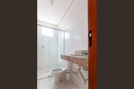 Apartamento para alugar com 55m², 2 quartos e 1 vaga Apartamento para alugar com 55m², 2 quartos e 1 vagaBanheiro