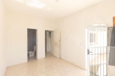 Sala de casa para alugar com 2 quartos, 230m² em Campo Grande, Rio de Janeiro