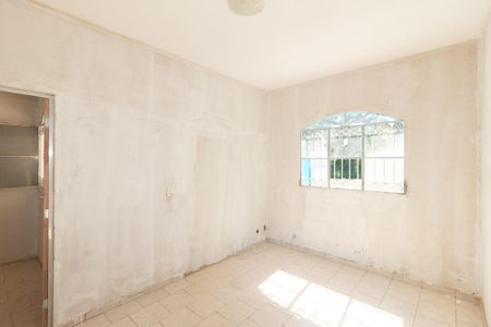 Sala de casa para alugar com 2 quartos, 200m² em Campo Grande, Rio de Janeiro