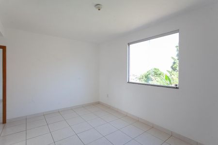 Sala de apartamento para alugar com 2 quartos, 55m² em Jardim dos Comerciários, Belo Horizonte