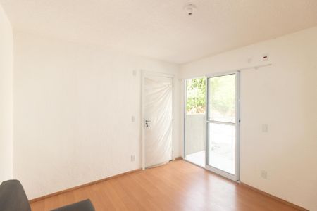 Sala de apartamento para alugar com 2 quartos, 42m² em Campo Grande, Rio de Janeiro