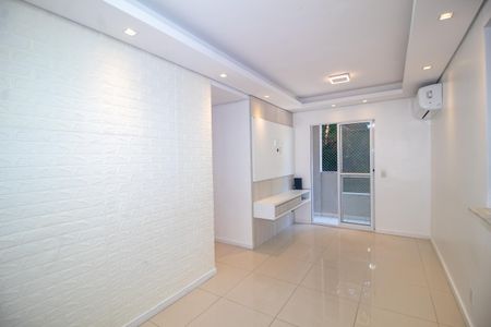Sala de apartamento para alugar com 3 quartos, 72m² em Teresópolis, Porto Alegre