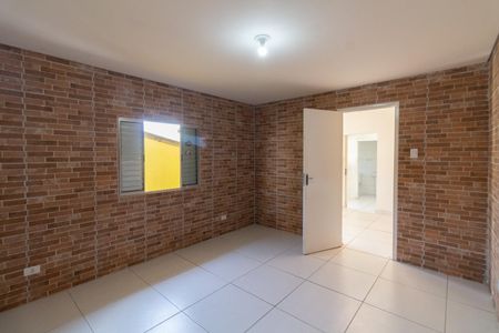 Quarto de casa para alugar com 1 quarto, 38m² em Jardim Bonfiglioli, São Paulo