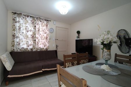 Sala de apartamento para alugar com 2 quartos, 45m² em Jacarepaguá, Rio de Janeiro