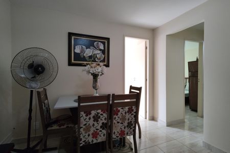 Sala de apartamento para alugar com 2 quartos, 45m² em Jacarepaguá, Rio de Janeiro