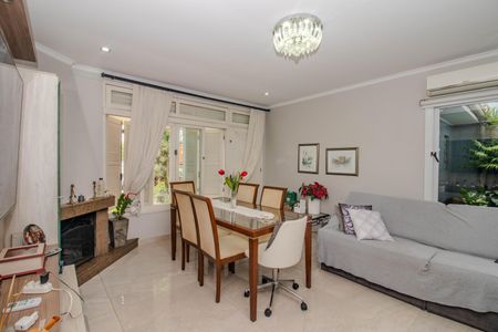 Sala de casa para alugar com 3 quartos, 210m² em Sarandi, Porto Alegre