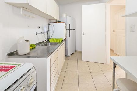 Apartamento para alugar com 75m², 2 quartos e 2 vagas Apartamento para alugar com 75m², 2 quartos e 2 vagasCozinha