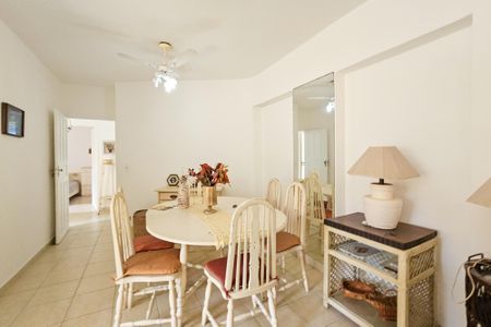 Sala de apartamento para alugar com 2 quartos, 75m² em Jardim Ana Maria, Guarujá