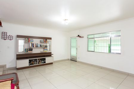 Sala de casa para alugar com 3 quartos, 140m² em Chácara Figueira Grande, São Paulo