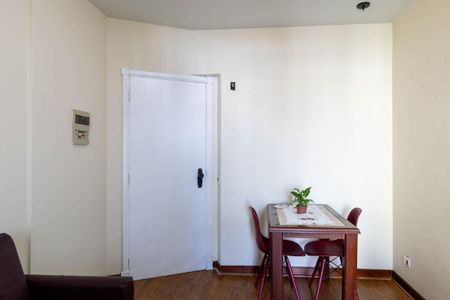 Sala de kitnet/studio para alugar com 1 quarto, 32m² em Campos Elíseos, São Paulo